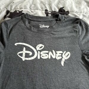 Small women’s “Disney” top